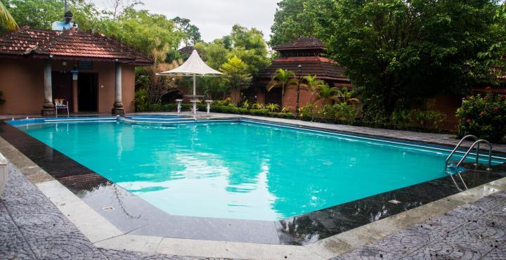 Pagoda Resorts Alappuzha Exterior photo